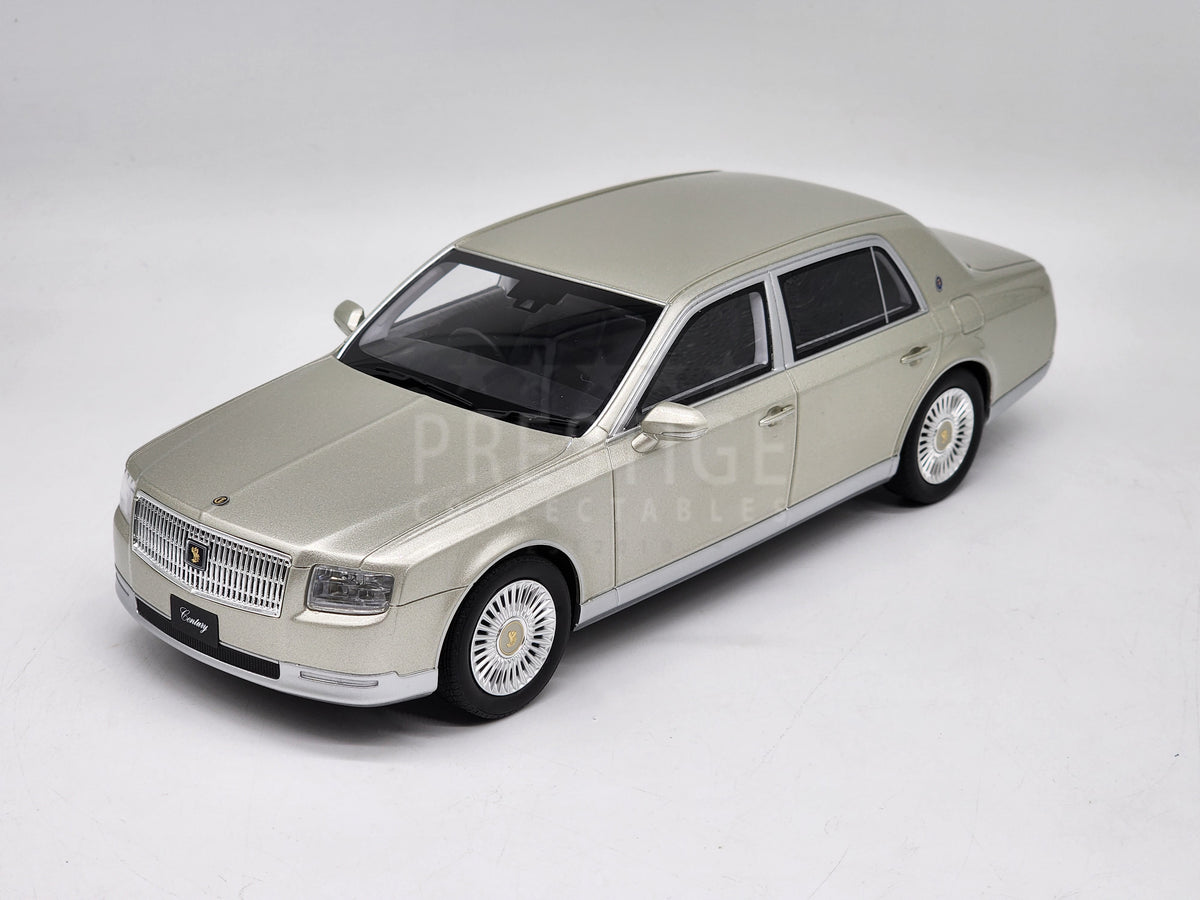 Kyosho Samurai 2018 Toyota Century Sedan Pearl Silver 1:18 Scale
