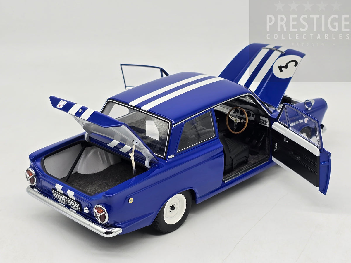 AUTOART 1964 FORD Cortina GT MKI #3 1/18 Diecast Modellauto EUR 342,78 - DE AUTOART 1964 FORD Cortina GT MKI #3 1/18 Diecast Modellauto EUR 342,78 - DE