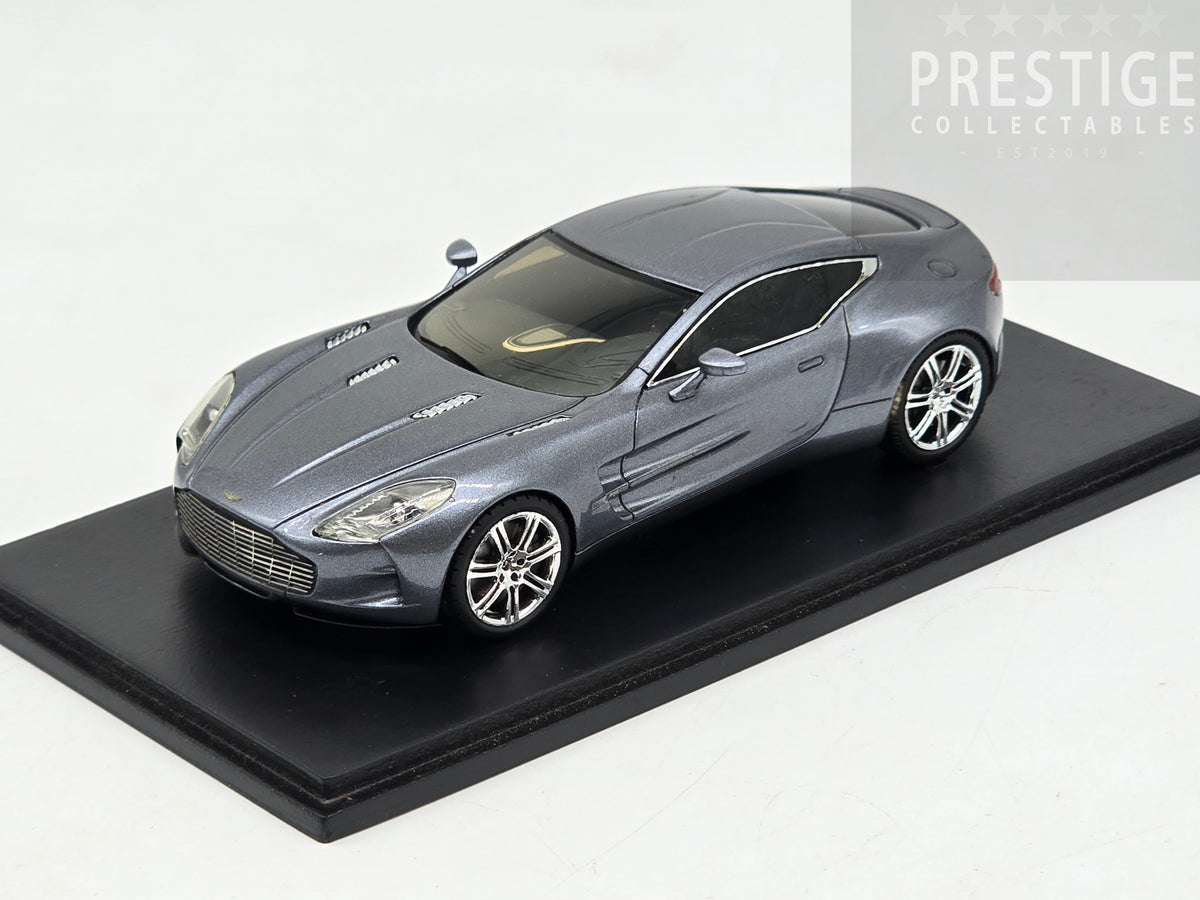 Spark 2009-2012 Aston Martin One-77 V12 Metallic Grey 1:43 - Used