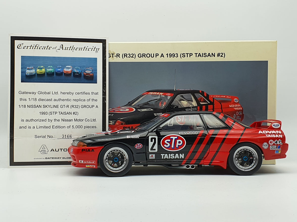 AUTOart 1993 Nissan Skyline R32 GTR Group A STP Taisan #2 1:18 Scale Model  Car