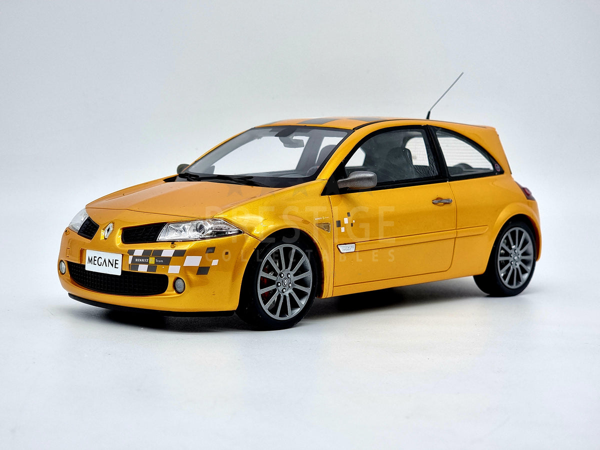 Ottomobile 2006 Renault Megane F1 Team Edition OT914 1:18 Scale