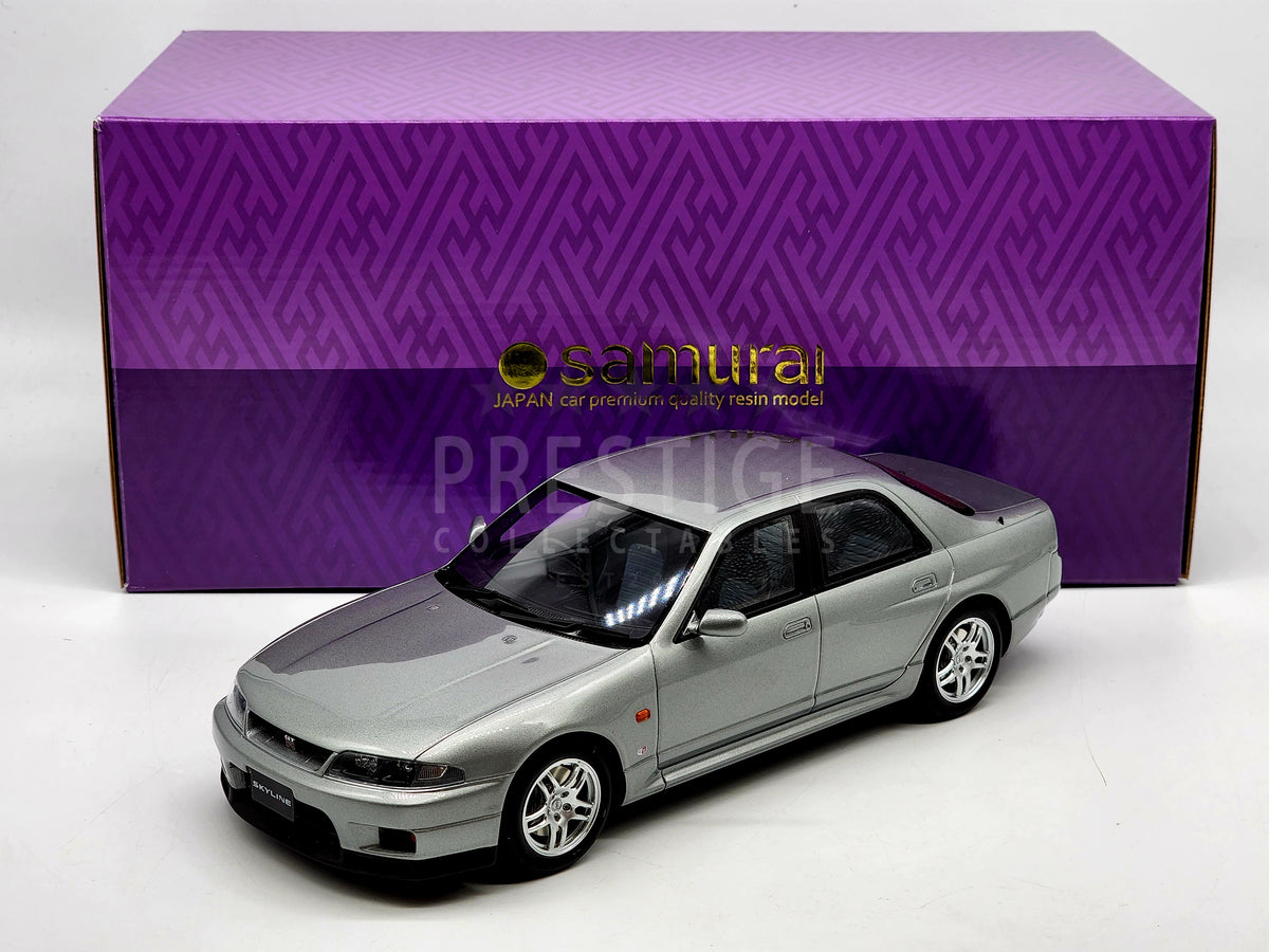 京商 NISSAN SKYLINE GT-R(BCNR33)LM Limited Kyosho Nissan Skyline GT-R Autech Version Sedan BCNR33 Silver 1:18