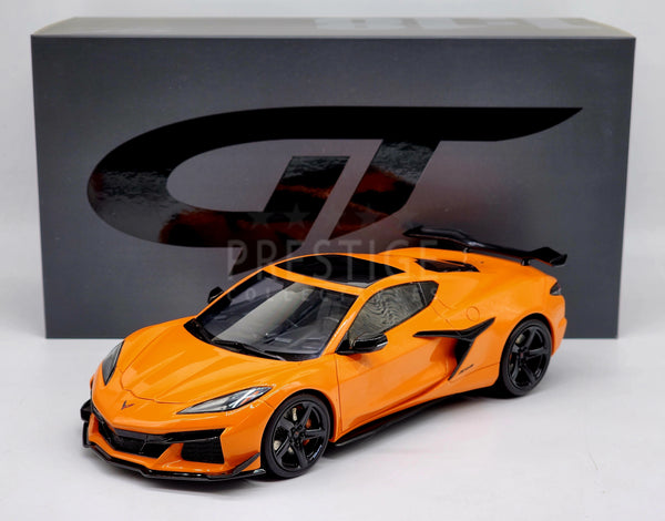 GT Spirit 2023 Chevrolet Corvette C8 Z06 Orange GT417 1:18 Scale