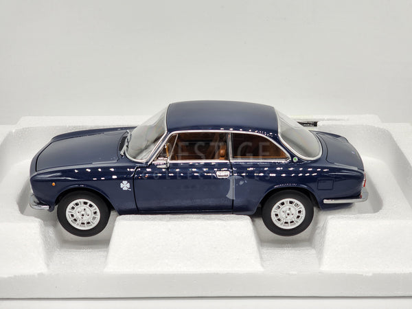 Norev 1/43 alfa romeo giulietta sprint 1300 n°11 bleue - Collection Norev 1/43 alfa romeo giulietta sprint 1300 n°11 bleue - Collection