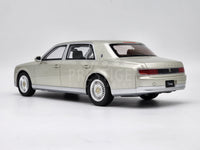 Kyosho Samurai 2018 Toyota Century Sedan Pearl Silver 1:18 Scale - New