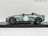 GT Spirit 2021 Aston Martin Speedster V12 Metallic Green GT430 1:18 - New