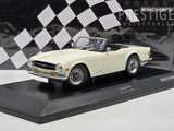 Minichamps 1969 Triumph TR6 Roadster LHD White 1:18 - New