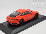 Minichamps 2019 Porsche 911 Carrera 4S Coupe (992) Lava Orange 1:18 - New