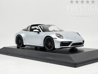 Minichamps 2021 Porsche 911 Targa 4 GTS (992) Silver Metallic 1:18 - New