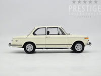 Kyosho 1971 BMW 2002 tii Coupe White 1:18 - New