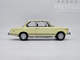 Kyosho 1971 BMW 2002 tii Coupe Beige 1:18 - New