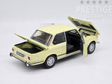 Kyosho 1971 BMW 2002 tii Coupe Beige 1:18 - New