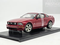 AUTOart 2005 Ford Mustang GT Auto Show Version Fire Red 1:18 - USED / READ