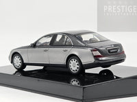 AUTOart 2002 Maybach 57 SWB Light Grey / Grey Metallic 56153 1:43 - New