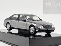 AUTOart 2002 Maybach 57 SWB Light Grey / Grey Metallic 56153 1:43 - New