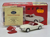 Vanguards Triumph Spitfire MKIII (Mk3) Cream w Red Removeable Roof 1:43 - As New