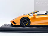 MR Collection 2022 Lamborghini Huracan Evo Spyder RWD Arancio Borealis 1:18 ONE OFF