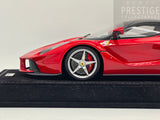 MR Collection Ferrari LaFerrari Rossa Corsa Red FERR09A 340/399 1:18 Pre-Owned