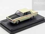 TRAX 1970 Chrysler VG Valiant Pacer Sedan Alpine White TR64 1:43 Scale - Used