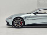 AUTOart 2019 Aston Martin Vantage Coupe Magnetic Silver Skyfall 1:18 - Preowned RARE