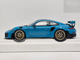 AUTOart Porsche 911 GT2 RS (991.2) Weissach Package Miami Blue / Carbon 1:18 - New