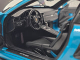 AUTOart Porsche 911 GT2 RS (991.2) Weissach Package Miami Blue / Carbon 1:18 - New