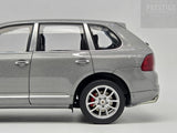 AUTOart Porsche Cayenne Turbo 9PA (955) Grey Metallic 78061 1:18 - Pre-owned