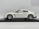 AUTOart Millennium 2008 Nissan R35 GT-R White Pearl 77387 1:18 - Preowned / READ