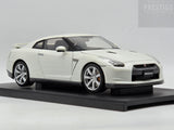 AUTOart Millennium 2008 Nissan R35 GT-R White Pearl 77387 1:18 - Preowned / READ