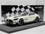 Minichamps 2020 Mercedes AMG GT Black Series Designo Diamond White 1:18 - New