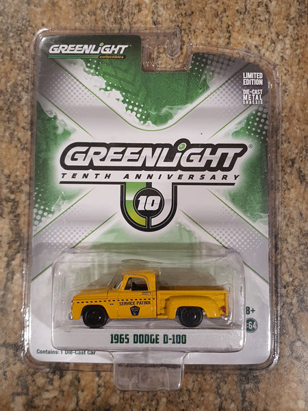 Greenlight 10th Anniversary 1965 Dodge D-100 Service Patrol 1:64 Scale Model Car - New