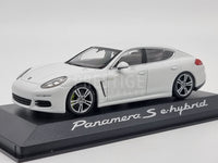 Genuine 2014 Porsche Panamera S Series 2 E-Hybrid White 1:43 Scale by Minichamps - New