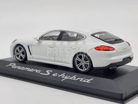 Genuine 2014 Porsche Panamera S Series 2 E-Hybrid White 1:43 Scale by Minichamps - New