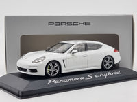 Genuine 2014 Porsche Panamera S Series 2 E-Hybrid White 1:43 Scale by Minichamps - New