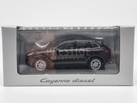 Genuine 2014 Porsche Cayenne (958) E2 II Diesel Mahogany 1:43 Scale by Minichamps - New