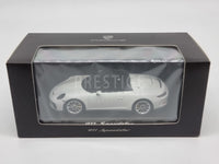 Genuine 2019 Porsche 911 Speedster White 991 II 1:43 Scale by