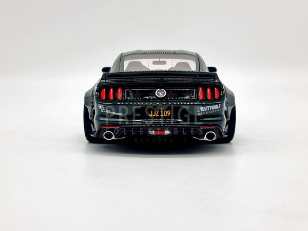 1/18 GT Spirit Ford Mustang Liberty walk LB Performance Green with Gold  AB116