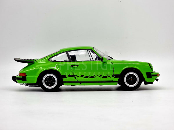 1984 porsche 911 green