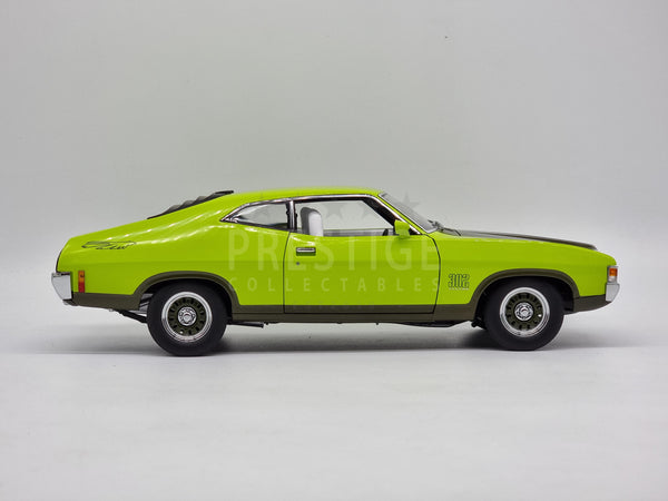 AUTOart Ford XA Falcon Superbird 302 Coupe Lime Glaze 1:18 Scale - Use –  PrestigeCollectables