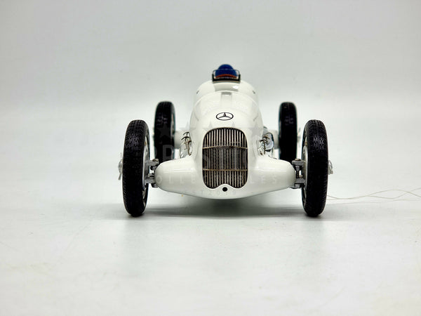 CMC 1934 Mercedes Benz W25 Ein Mythos Weib White M065 1:18 Scale - Use –  PrestigeCollectables