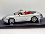 AUTOart NOS 2001 Porsche 911 Carrera Cabrio Facelift Arktissilber 77855 1:18 - New