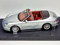 AUTOart NOS 2001 Porsche 911 Carrera Cabrio Facelift Arktissilber 77855 1:18 - New