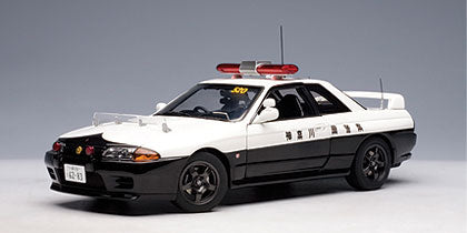 AUTOart Police Division Nissan Skyline R32 GTR Police Car 520  (Kanagawa-Kenkei) 1:18 Scale Model Car